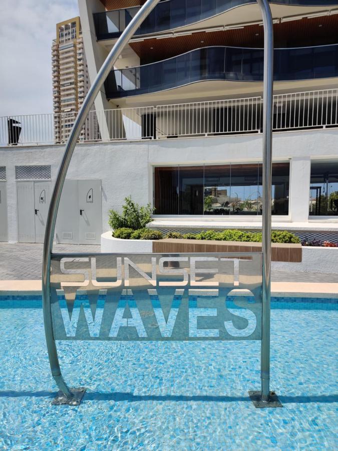 Sunset Waves Golden Apartments Бенидорм Экстерьер фото